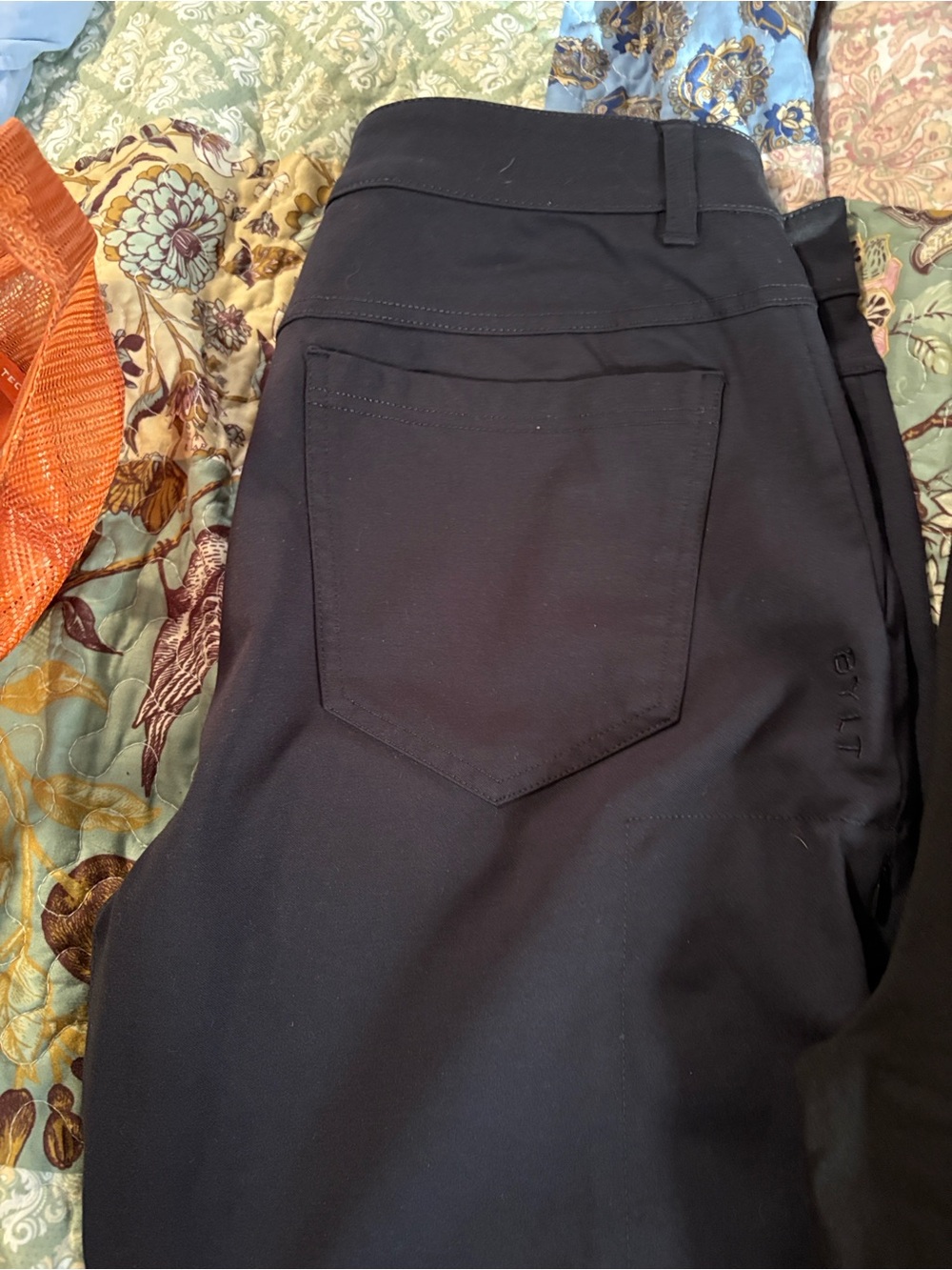 4 pair of of BYLT Basics Men's  & Joggers - Navy, Black, Light Gray, Gray - Picture 5 of 6
